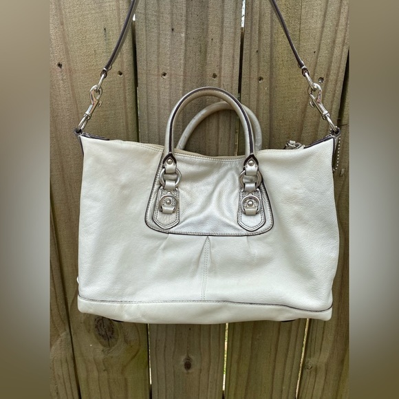 Coach Ashley Convertible Shoulder Bag/Handbag/Satchel. F15445​​ - Picture 4 of 10